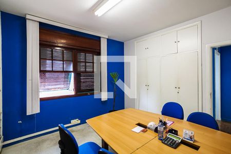 Casa à venda com 340m², 4 quartos e 8 vagas Casa à venda com 340m², 4 quartos e 8 vagasQuarto 2