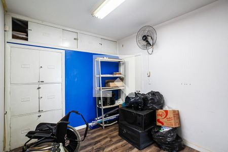 Sala de TV de casa à venda com 4 quartos, 340m² em Centro, Santo André