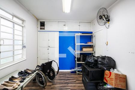 Sala de TV de casa à venda com 4 quartos, 340m² em Centro, Santo André