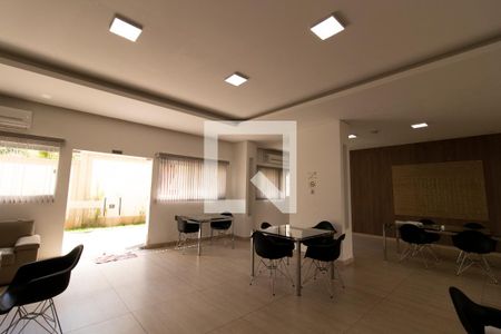 Apartamento à venda com 42m², 2 quartos e 1 vaga Apartamento à venda com 42m², 2 quartos e 1 vagaÁrea Comum - Salão de Festas