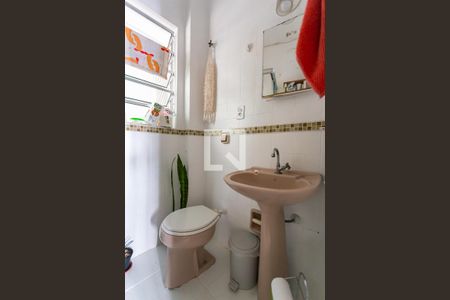 Apartamento para alugar com 63m², 2 quartos e sem vagaBanheiro