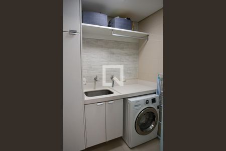 Casa à venda com 100m², 3 quartos e sem vagaÁrea de Serviço