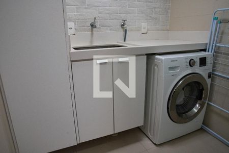 Casa à venda com 100m², 3 quartos e sem vagaÁrea de Serviço