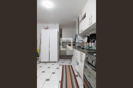 Apartamento à venda com 189m², 3 quartos e 2 vagas Apartamento à venda com 189m², 3 quartos e 2 vagasCozinha