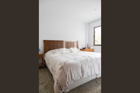 Apartamento à venda com 189m², 3 quartos e 2 vagas Apartamento à venda com 189m², 3 quartos e 2 vagasSuíte 4