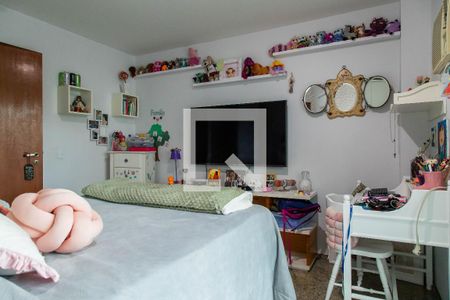 Apartamento à venda com 189m², 3 quartos e 2 vagas Apartamento à venda com 189m², 3 quartos e 2 vagasSuíte 3