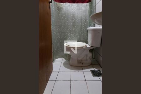 Apartamento à venda com 189m², 3 quartos e 2 vagas Apartamento à venda com 189m², 3 quartos e 2 vagasBanheiro da suíte 1