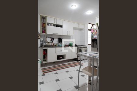Apartamento à venda com 189m², 3 quartos e 2 vagas Apartamento à venda com 189m², 3 quartos e 2 vagasCozinha