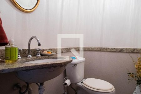 Apartamento à venda com 189m², 3 quartos e 2 vagas Apartamento à venda com 189m², 3 quartos e 2 vagasLavabo