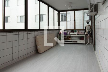 Apartamento à venda com 189m², 3 quartos e 2 vagas Apartamento à venda com 189m², 3 quartos e 2 vagasVaranda suíte 2 e 3