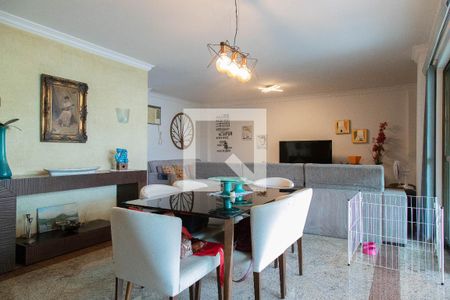 Apartamento à venda com 189m², 3 quartos e 2 vagas Apartamento à venda com 189m², 3 quartos e 2 vagasSala