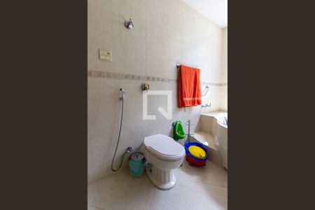 Apartamento para alugar com 320m², 3 quartos e 3 vagasBanheiro Hall Quartos 3º Andar