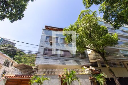 Apartamento para alugar com 320m², 3 quartos e 3 vagasFachada