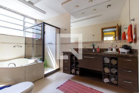 Apartamento para alugar com 320m², 3 quartos e 3 vagasBanheiro Hall Quartos 3º Andar