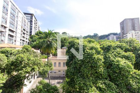 Apartamento para alugar com 320m², 3 quartos e 3 vagasVista Terraço