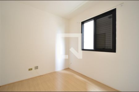 Quarto de apartamento para alugar com 2 quartos, 69m² em Vila Guarani, São Paulo