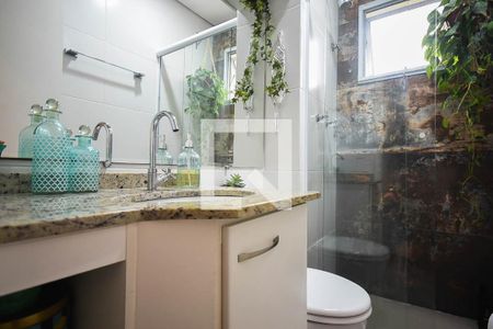 Banheiro de apartamento para alugar com 2 quartos, 69m² em Jardim Ampliacao, São Paulo