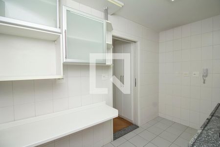 Apartamento à venda com 98m², 2 quartos e 2 vagasCozinha