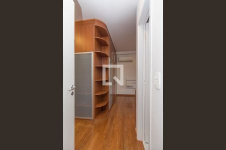 Apartamento à venda com 98m², 2 quartos e 2 vagasEntrada Quarto Suíte 1