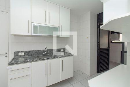 Apartamento à venda com 98m², 2 quartos e 2 vagasCozinha