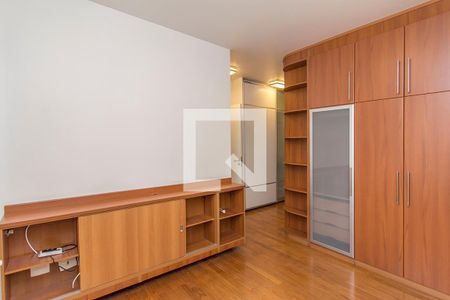 Apartamento à venda com 98m², 2 quartos e 2 vagasQuarto Suíte 1