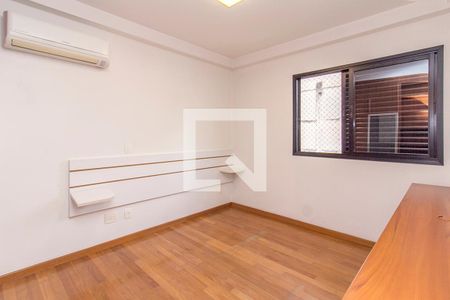 Apartamento à venda com 98m², 2 quartos e 2 vagasQuarto Suíte 1