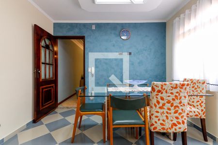 Casa à venda com 100m², 3 quartos e 2 vagas Casa à venda com 100m², 3 quartos e 2 vagasCopa