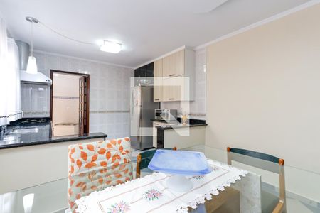 Casa à venda com 100m², 3 quartos e 2 vagas Casa à venda com 100m², 3 quartos e 2 vagasCopa