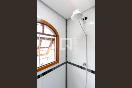 Casa à venda com 100m², 3 quartos e 2 vagas Casa à venda com 100m², 3 quartos e 2 vagasBanheiro