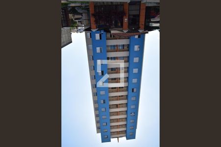 Apartamento à venda com 70m², 2 quartos e 1 vagaFachada e portaria