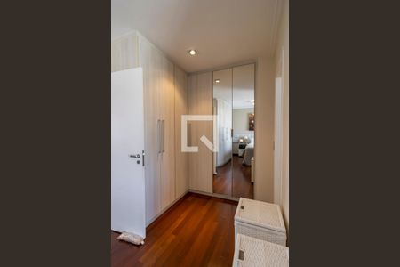 Apartamento para alugar com 218m², 4 quartos e 3 vagas Apartamento para alugar com 218m², 4 quartos e 3 vagasQuarto 4 Suíte