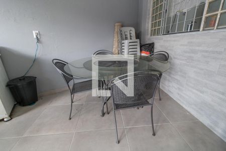 Casa à venda com 161m², 3 quartos e 4 vagasÁrea comum - Churrasqueira