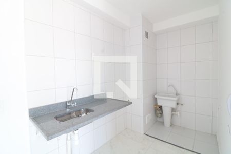 Cozinha e Área de Serviço de apartamento à venda com 2 quartos, 38m² em Vila Invernada, São Paulo