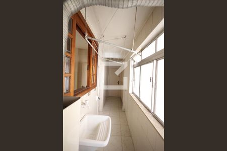 Apartamento à venda com 105m², 3 quartos e 1 vagaÁrea de Serviço