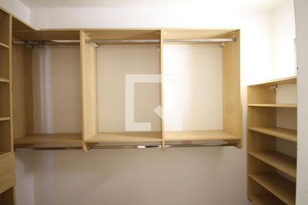 Apartamento à venda com 105m², 3 quartos e 1 vagaQuarto 2 Closet