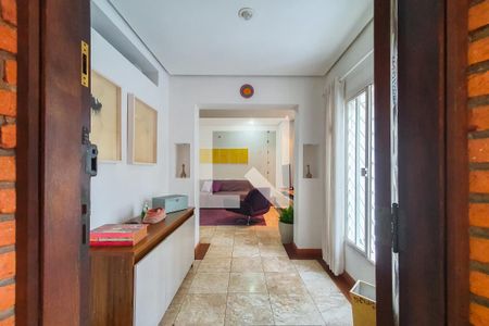 Entrada de Casa com 4 quartos, 350m² Vila Mariana