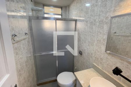 Apartamento para alugar com 63m², 2 quartos e sem vagaBanheiro