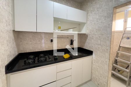 Apartamento para alugar com 63m², 2 quartos e sem vagaCozinha