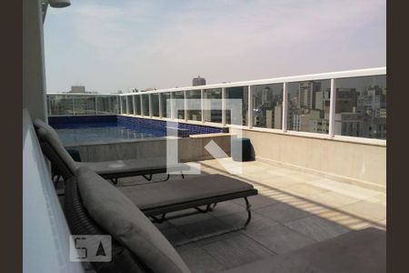Studio para alugar com 37m², 1 quarto e 1 vaga Studio para alugar com 37m², 1 quarto e 1 vagaÁrea comum - Piscina