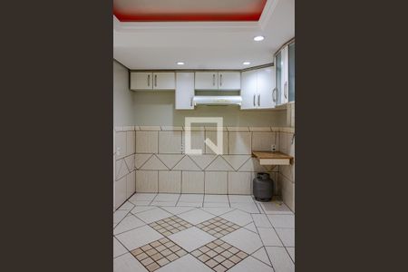 Casa para alugar com 150m², 3 quartos e 2 vagas Casa para alugar com 150m², 3 quartos e 2 vagasCozinha - Armários