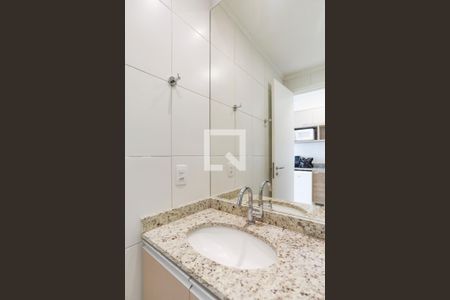 Banheiro de kitnet/studio para alugar com 1 quarto, 20m² em Centro Histórico de São Paulo, São Paulo