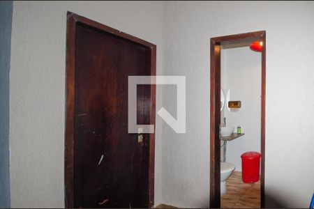 Casa à venda com 230m², 5 quartos e 3 vagas Casa à venda com 230m², 5 quartos e 3 vagasQuarto de Serviço