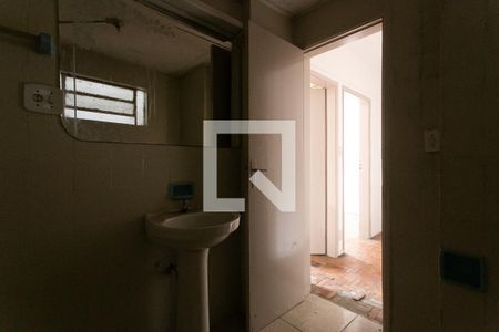 Apartamento à venda com 66m², 2 quartos e sem vagaBanheiro