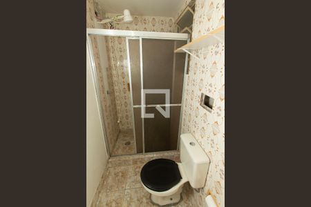 Banheiro de apartamento à venda com 1 quarto, 48m² em São Sebastião, Porto Alegre