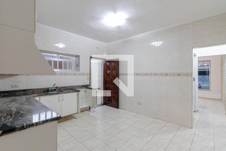 Casa para alugar com 220m², 4 quartos e 4 vagasCozinha 