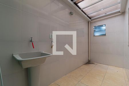 Apartamento para alugar com 40m², 2 quartos e 1 vagaÁrea de Serviço
