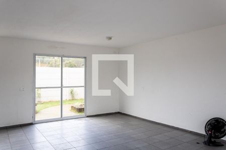 Apartamento para alugar com 48m², 2 quartos e 1 vagaÁrea comum - Salão de festas