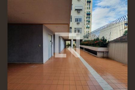 Apartamento à venda com 145m², 3 quartos e 1 vaga Apartamento à venda com 145m², 3 quartos e 1 vagaÁrea Comum - Playground