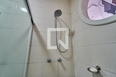 Apartamento à venda com 145m², 3 quartos e 1 vaga Apartamento à venda com 145m², 3 quartos e 1 vagaBanheiro Social