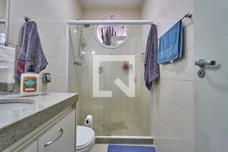 Apartamento à venda com 145m², 3 quartos e 1 vaga Apartamento à venda com 145m², 3 quartos e 1 vagaBanheiro Social